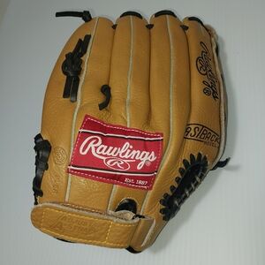 Rawlings Camel and Black Baseball Glove 12.5 Inch RHT RBG36TT